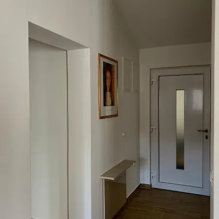 Διαμέρισμα Tinel Vir